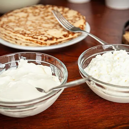 Neptune Boatique Hotel 2*