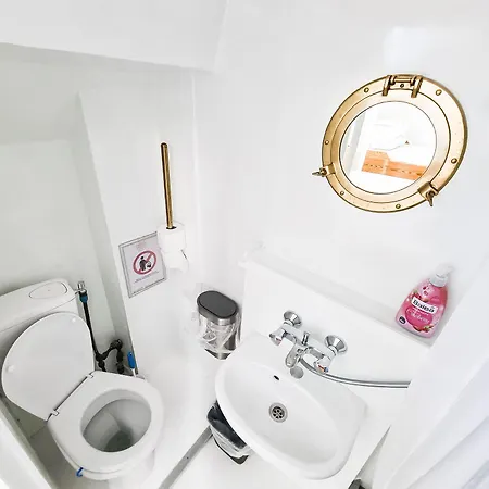 Neptune Boatique 2* Amsterdam