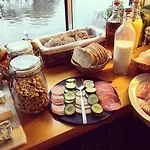 Neptune Boatique 호텔