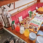 호텔 Neptune Boatique 2*