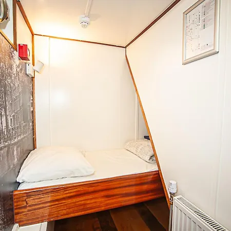 Neptune Boatique Amsterdam