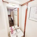 Neptune Boatique Hotel 2*