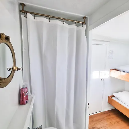 Neptune Boatique 2* Amsterdam